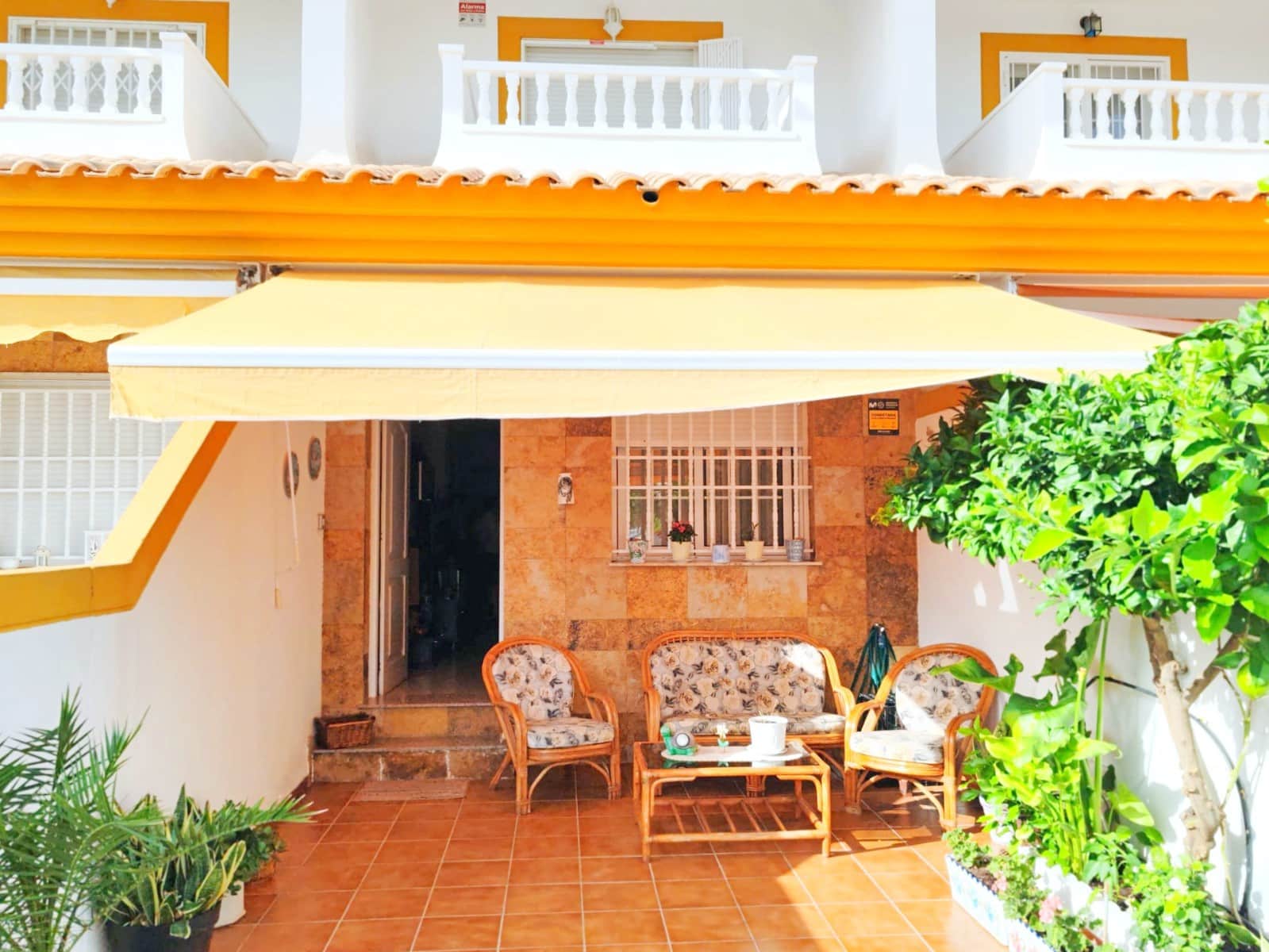 3 soverom Hus til salgs i Los Alcazares med svømmebasseng - € 269 000 (Ref: 9199215)