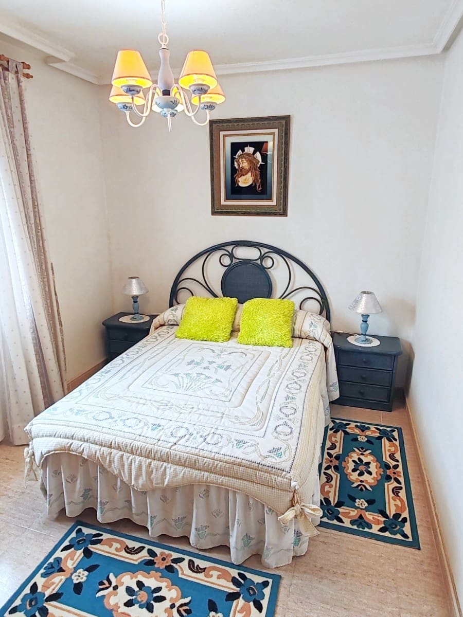 3 soverom Hus til salgs i Los Alcazares med svømmebasseng - € 269 000 (Ref: 9199215)