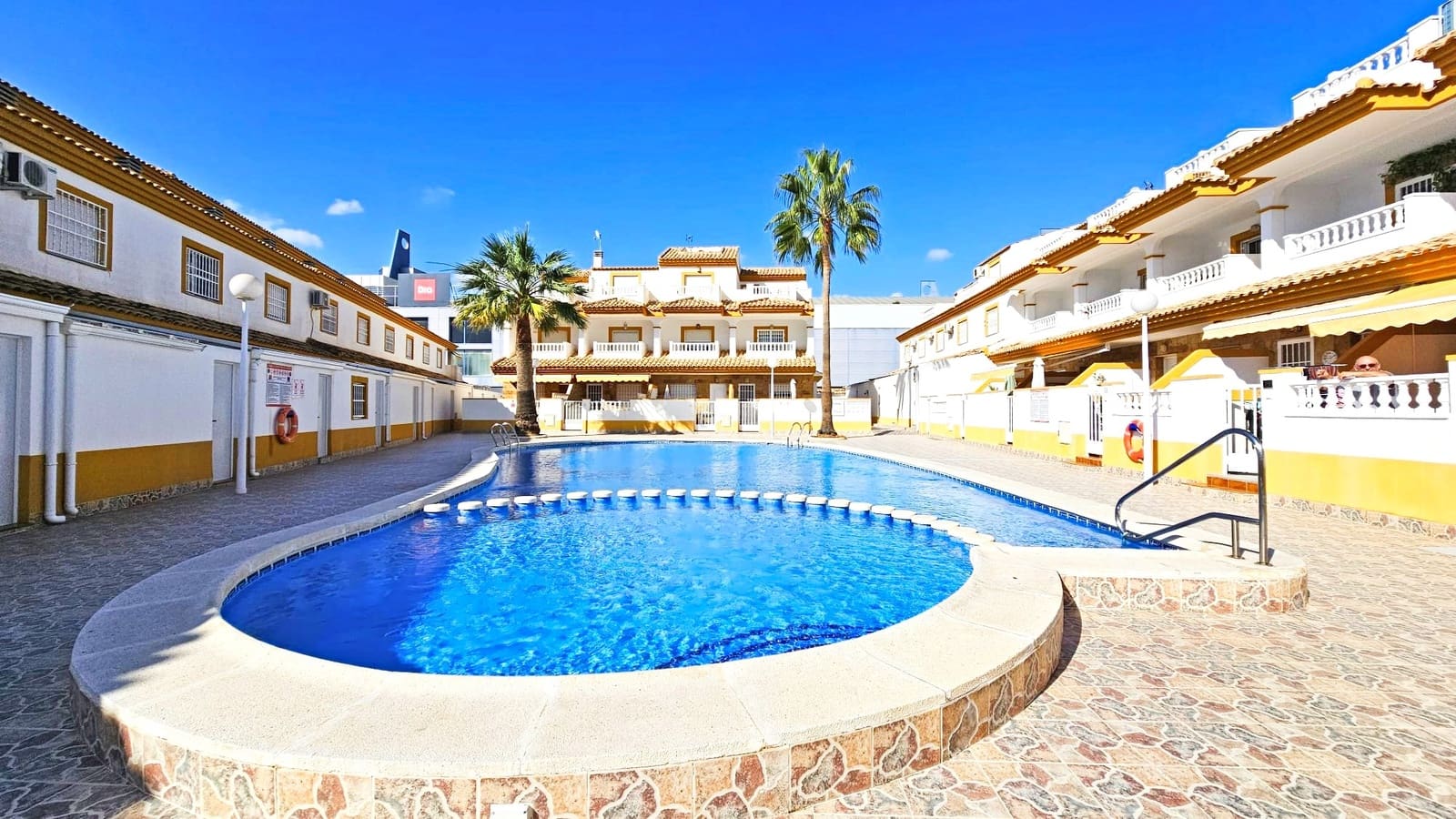 3 soverom Hus til salgs i Los Alcazares med svømmebasseng - € 269 000 (Ref: 9199215)