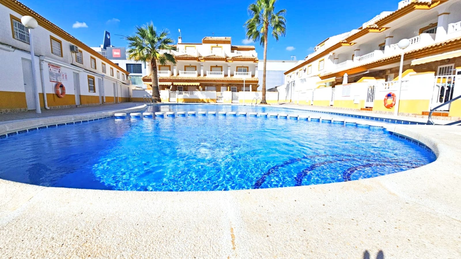 3 soverom Hus til salgs i Los Alcazares med svømmebasseng - € 269 000 (Ref: 9199215)