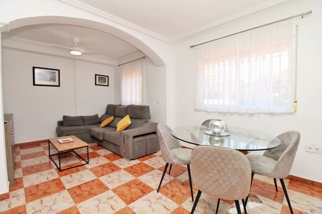 2 soverom Kjedet enebolig til salgs i La Zenia, Orihuela med svømmebasseng - € 239 000 (Ref: 9199216)