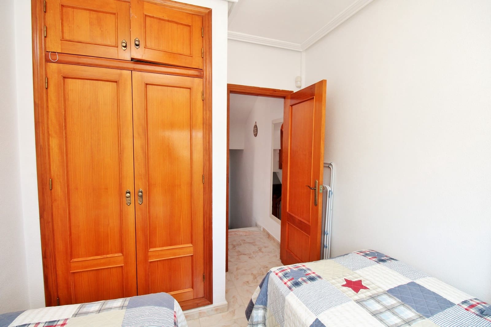 2 soverom Kjedet enebolig til salgs i La Zenia med svømmebasseng - € 239 000 (Ref: 9199216)