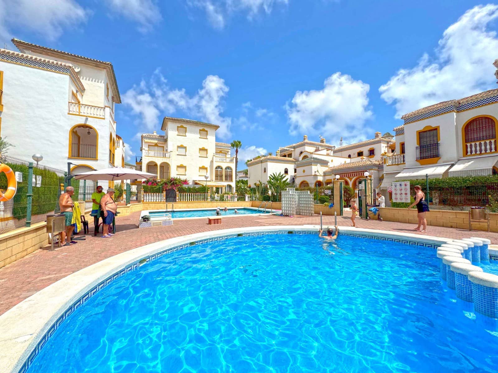 3 soveværelse Lejlighed til salg i La Mata med swimmingpool - € 269.000 (Ref: 9199223)