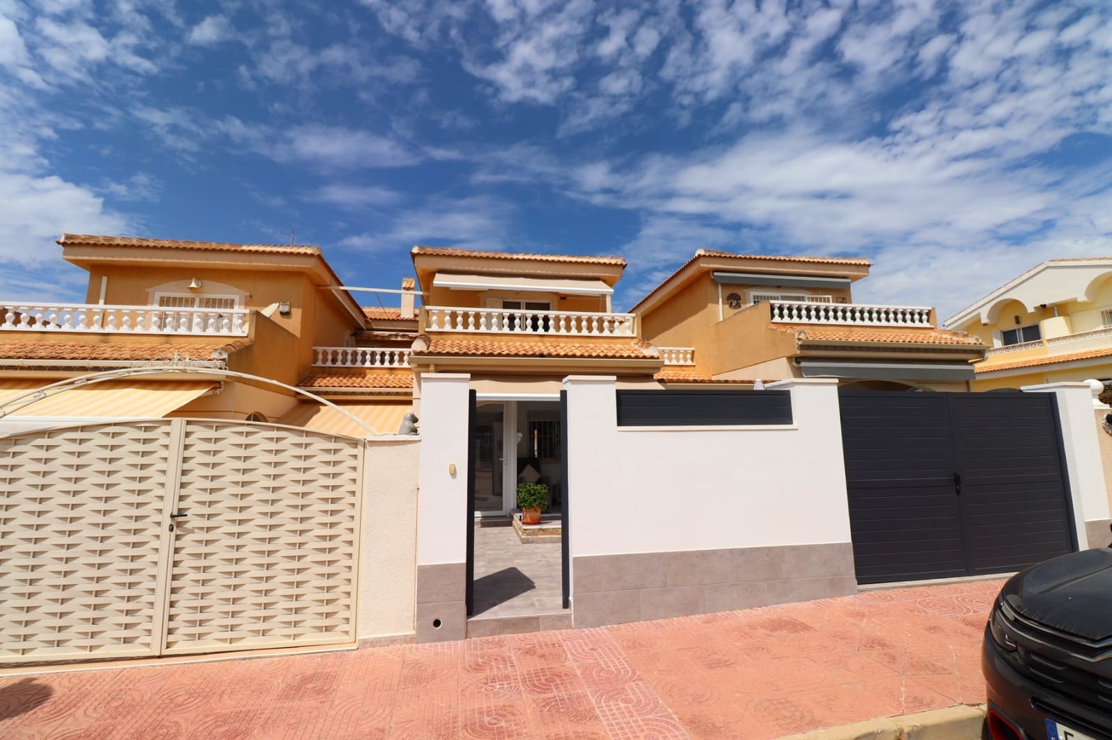 3 bedroom Townhouse for sale in Monte Azul with pool - € 259,950 (Ref: 9199228)