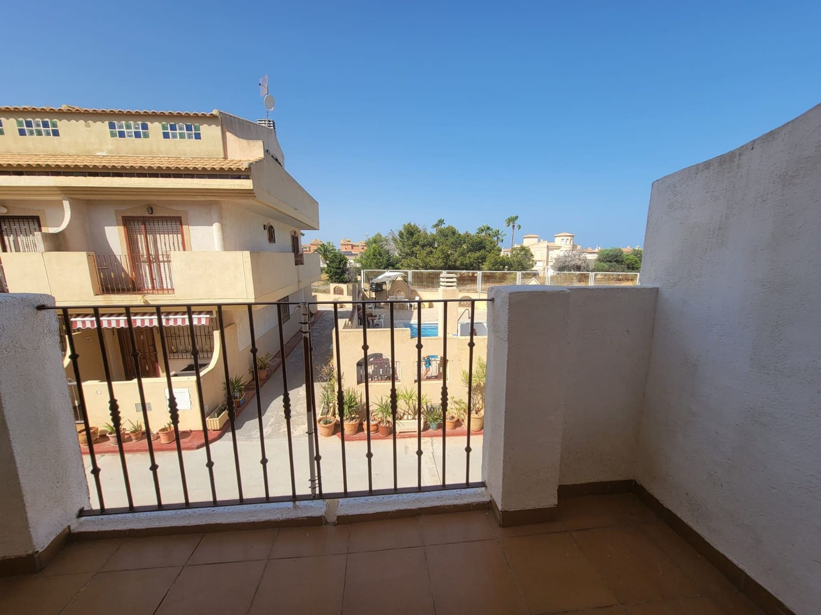 3 soveværelse Byhus til salg i Playa Flamenca med swimmingpool garage - € 189.260 (Ref: 9217217)