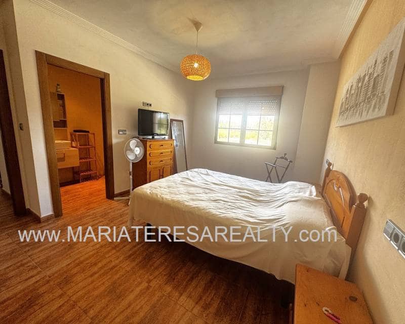 5 soveværelse Villa til salg i Bahia Bella med swimmingpool - € 265.125 (Ref: 9256791)