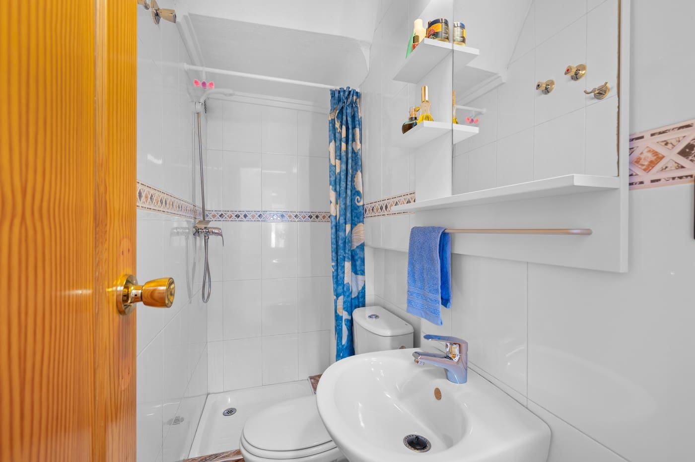 3 soveværelse Rækkehus til salg i Torrevieja med swimmingpool - € 195.000 (Ref: 9265114)