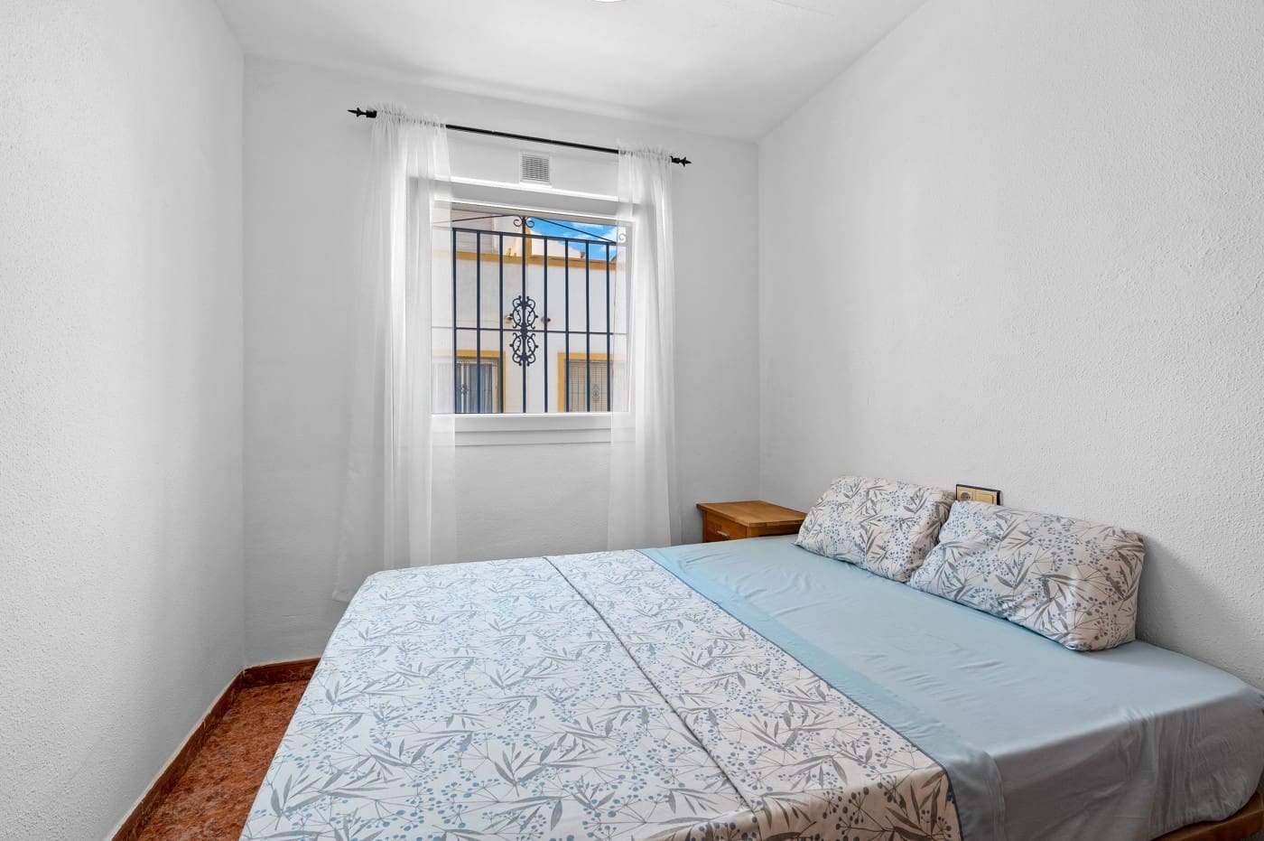 3 soveværelse Rækkehus til salg i Torrevieja med swimmingpool - € 195.000 (Ref: 9265114)