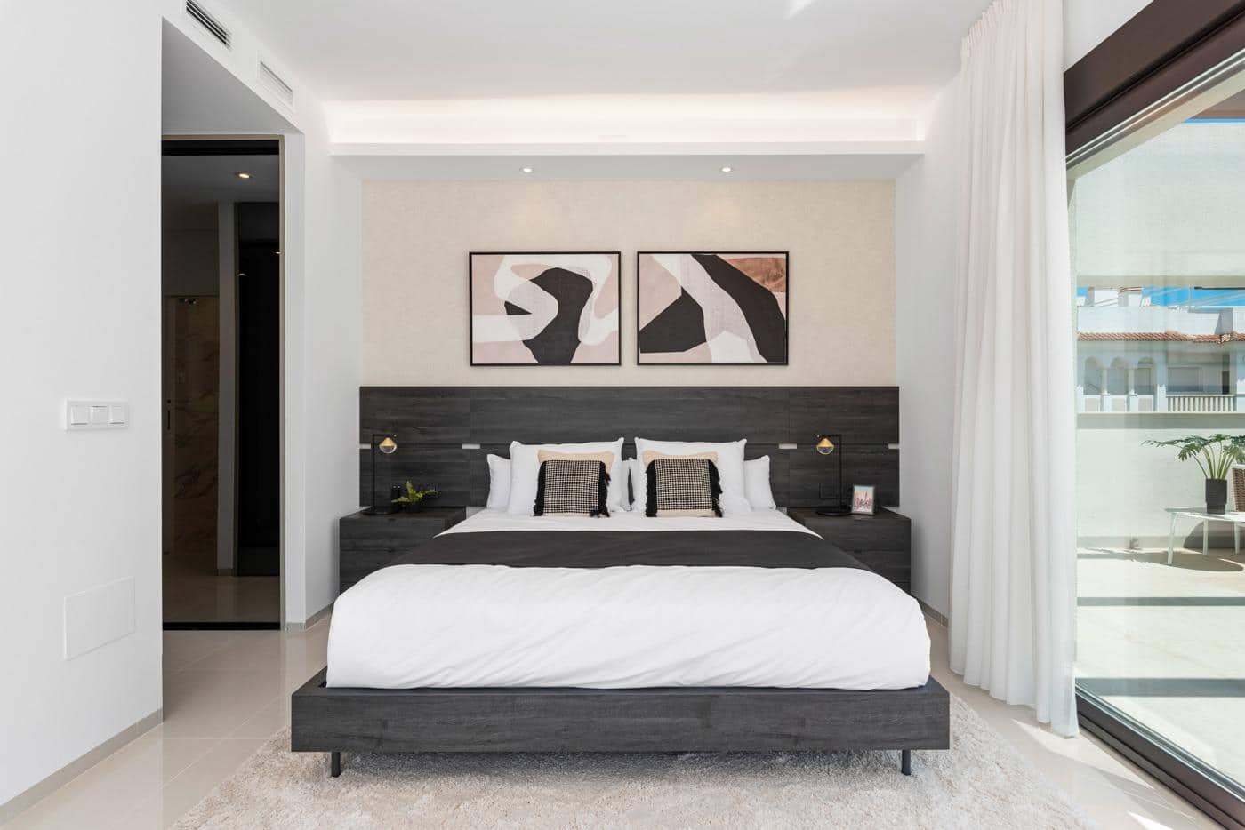 3 bedroom Villa for sale in Ciudad Quesada with pool garage - € 884,450 (Ref: 9330974)