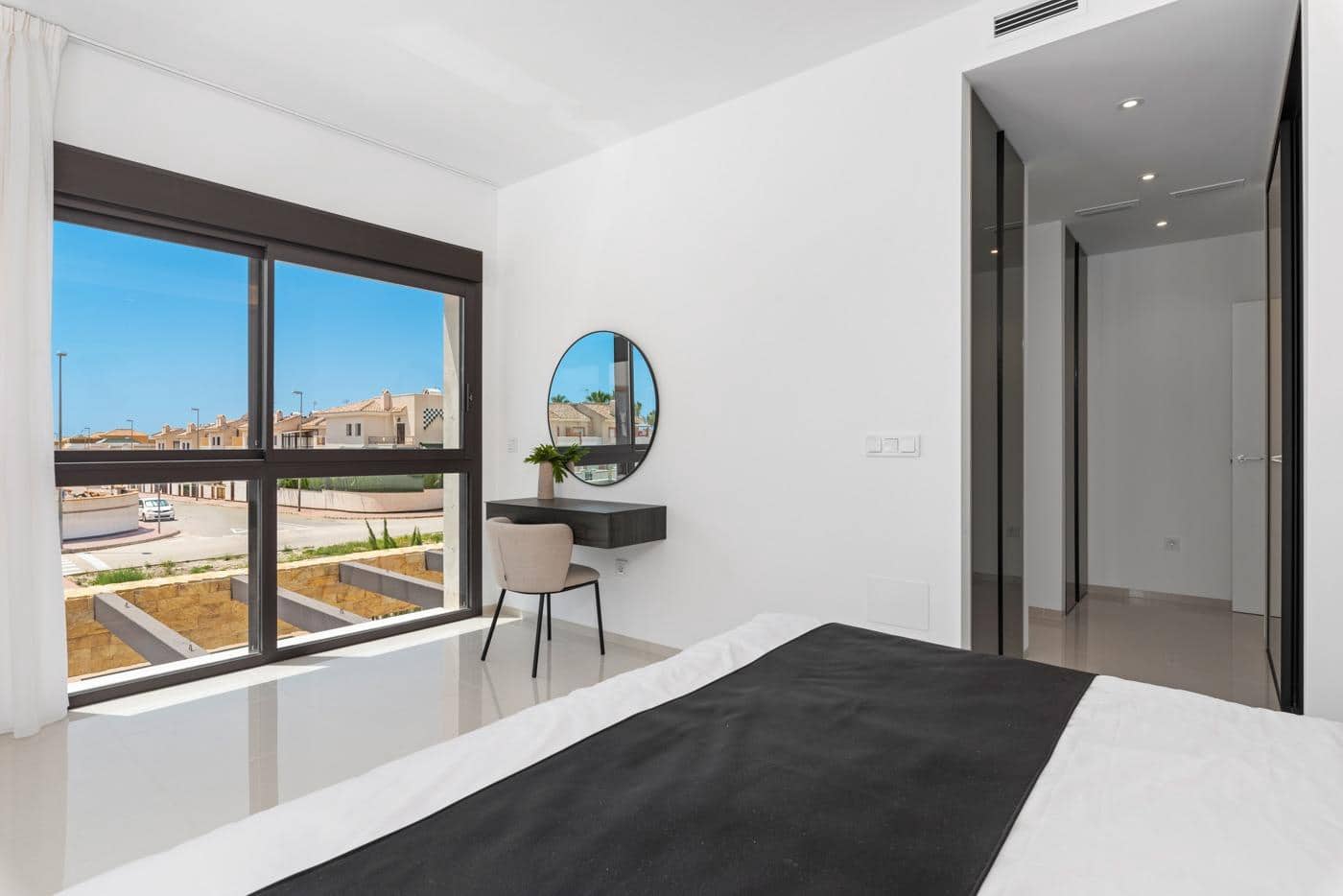 3 bedroom Villa for sale in Ciudad Quesada with pool garage - € 884,450 (Ref: 9330974)