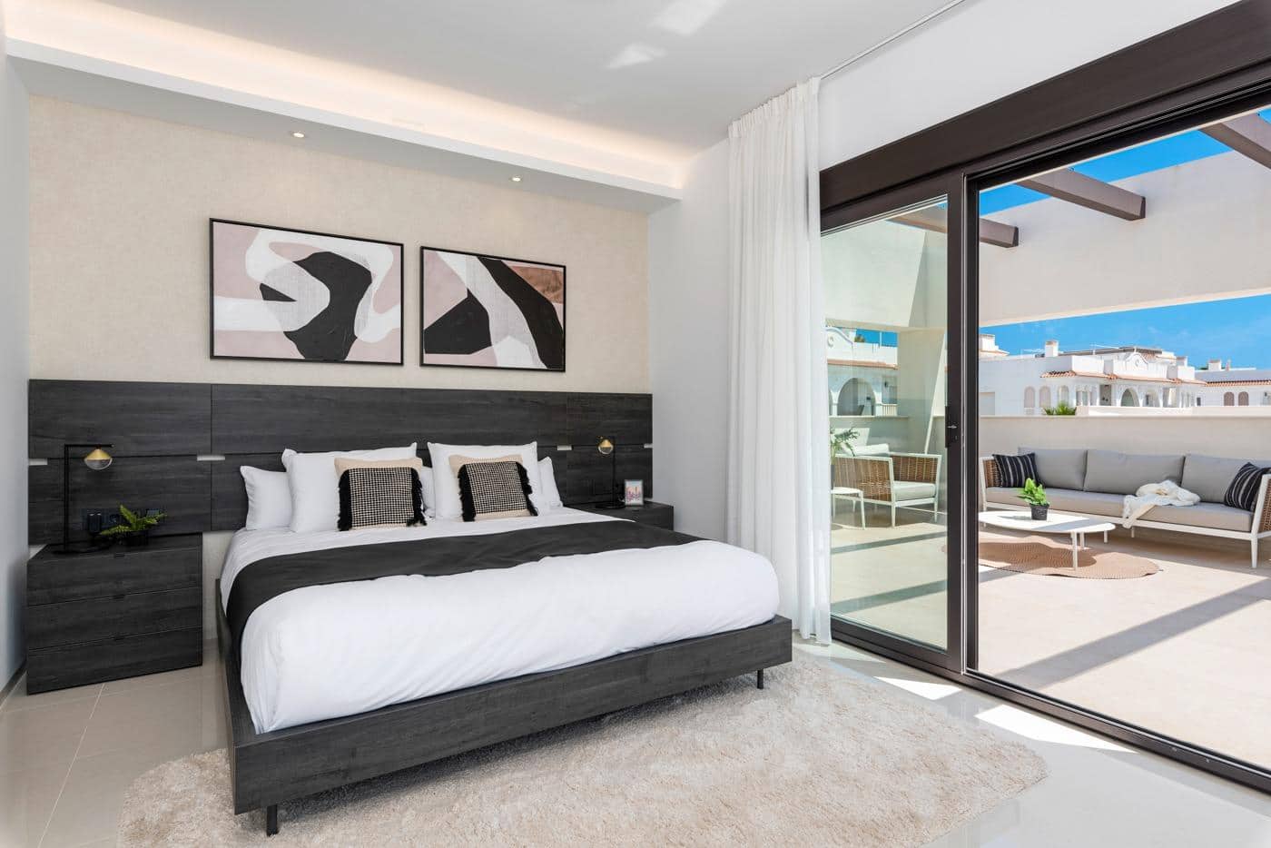 3 bedroom Villa for sale in Ciudad Quesada with pool garage - € 884,450 (Ref: 9330974)