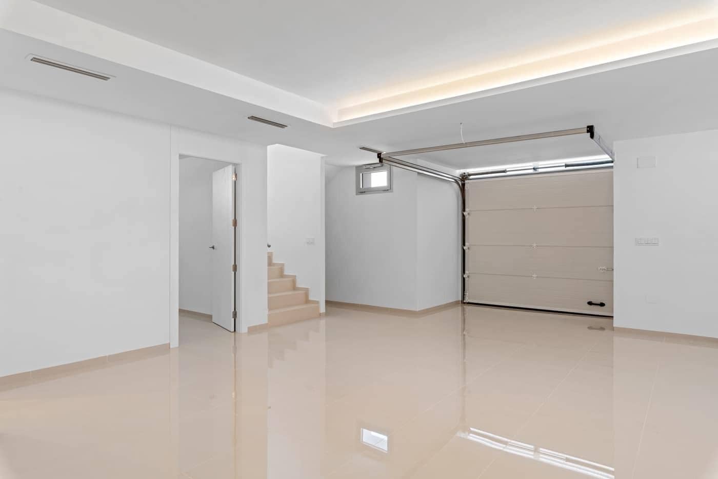 4 sypialnia Willa na sprzedaż w Lo Pepin z basenem garażem - 985 000 € (Ref: 9337570)