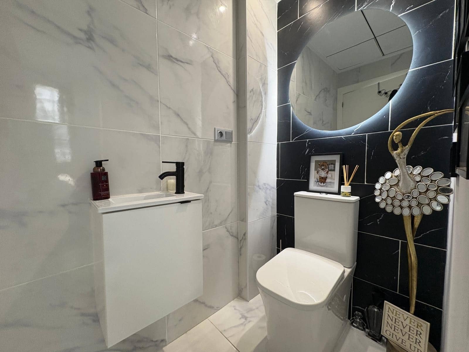 4 sypialnia Willa na sprzedaż w Villamartin z basenem - 477 000 € (Ref: 9344034)