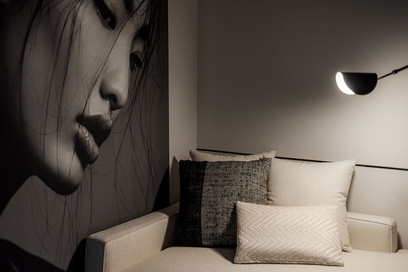 2 bedroom Apartment for sale in Marbella with pool garage - € 645,000 (Ref: 9350809)