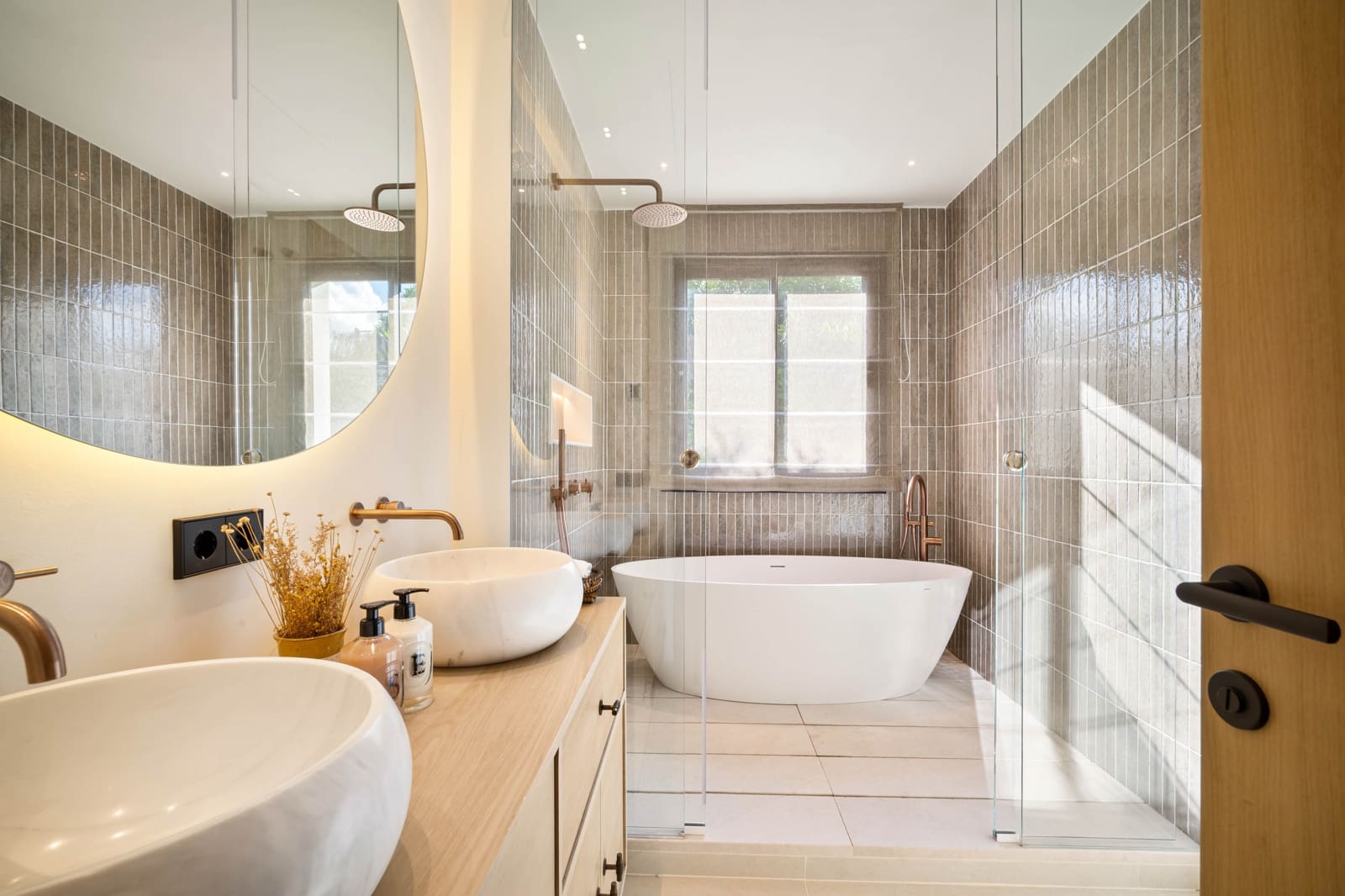 4 slaapkamer Villa te koop in Marbella - € 3.685.000 (Ref: 9350813)