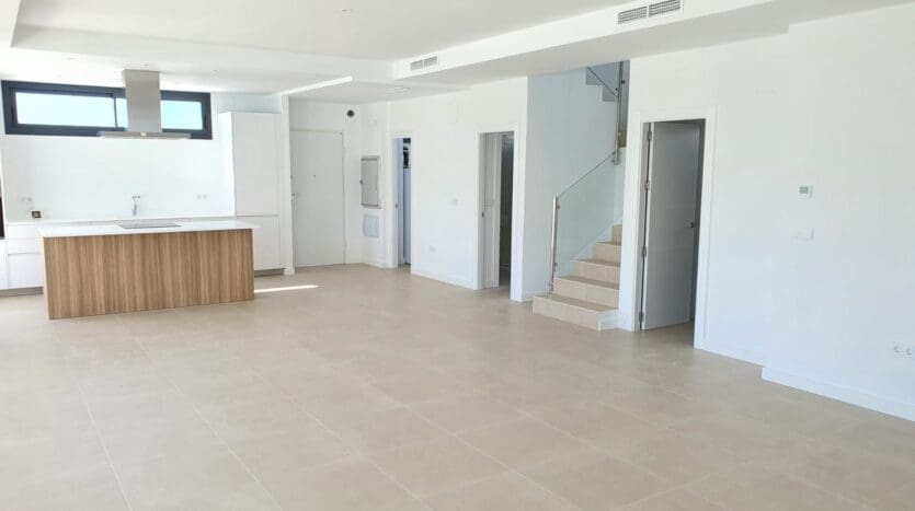 Chalet de 4 habitaciones en Manilva en venta - 1.065.000 € (Ref: 9350944)