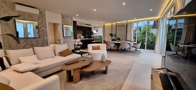 Chalet de 3 habitaciones en La Cala de Mijas, Mijas en venta con piscina garaje - 1.889.000 € (Ref: 9351014)