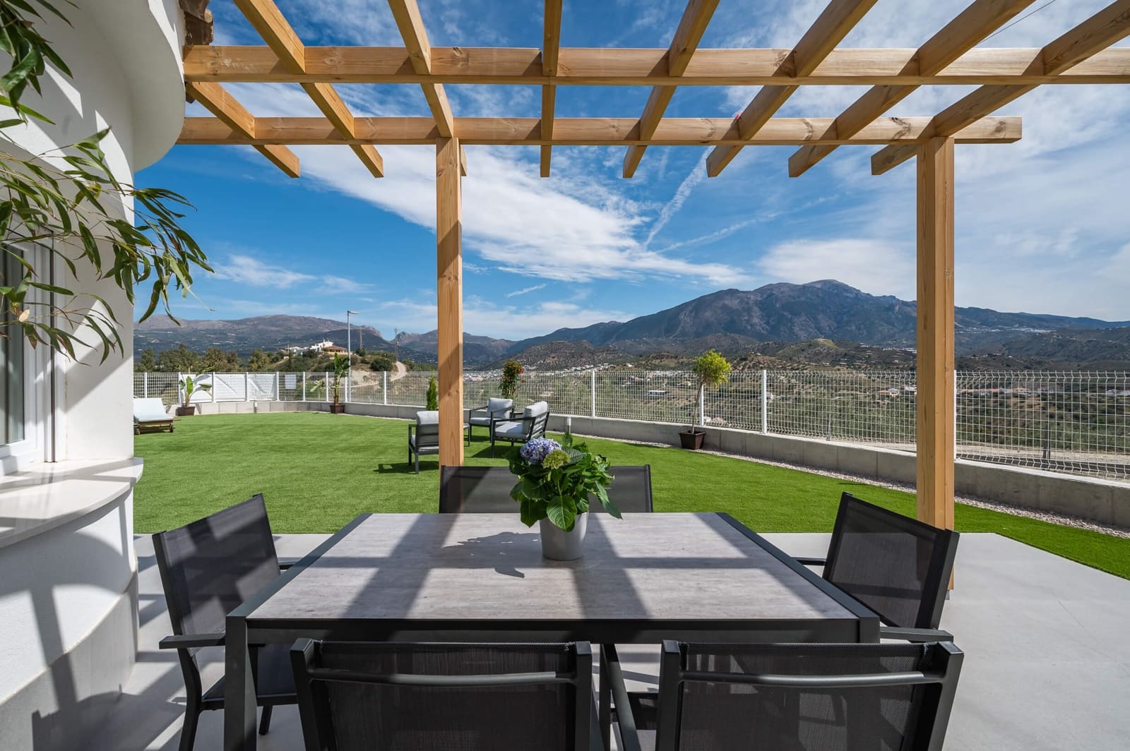 3 Zimmer Villa zu verkaufen in Vinuela - 420.000 € (Ref: 9351999)