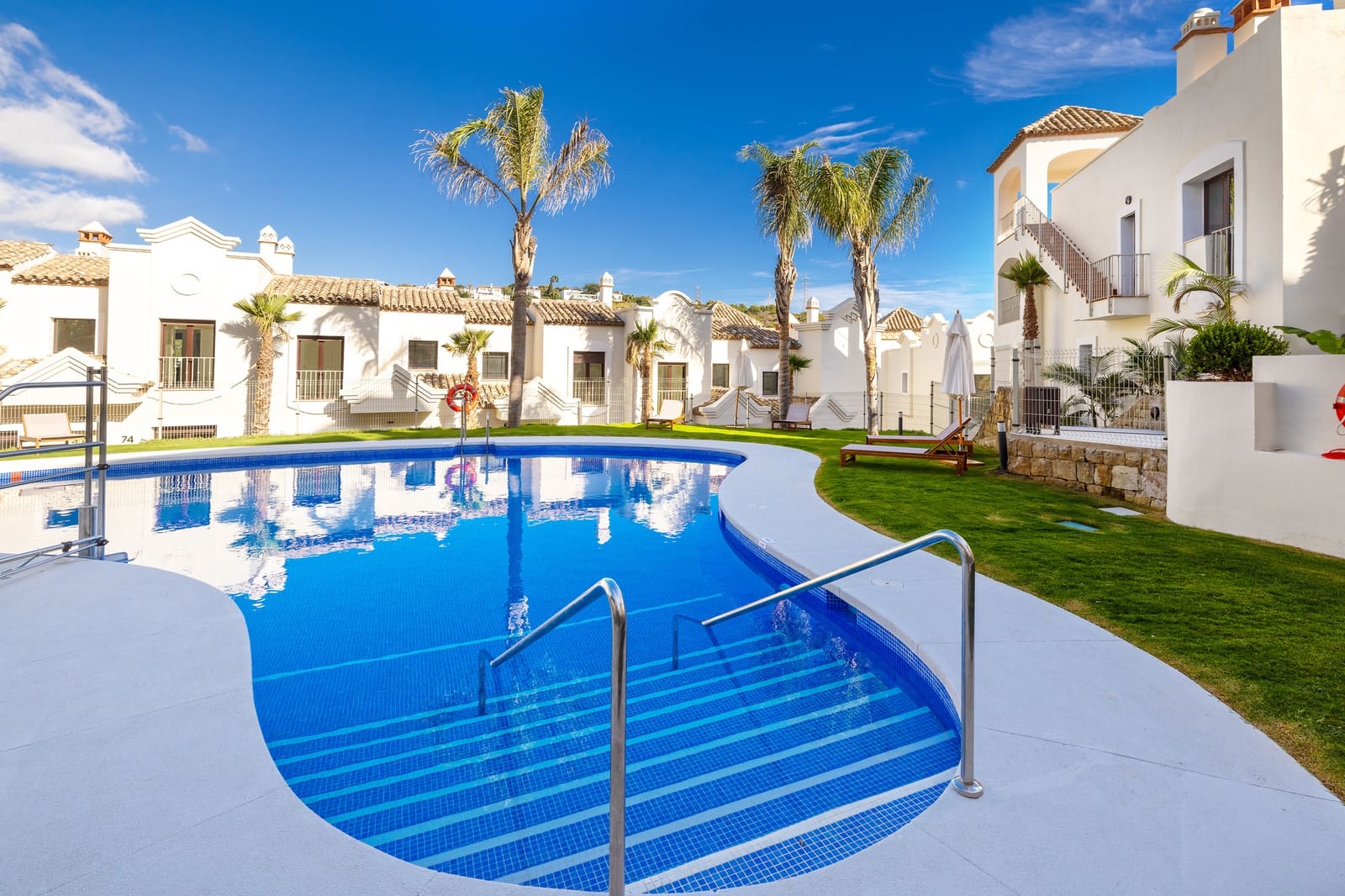 3 soverom Villa til salgs i Estepona med svømmebasseng - € 556 225 (Ref: 9352079)