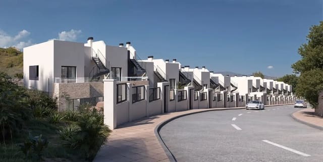 3 soveværelse Villa til salg i Playa de los Boliches, Fuengirola med swimmingpool - € 595.000 (Ref: 9352267)