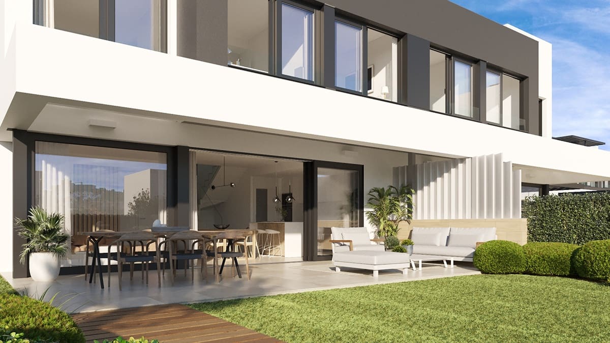 3 bedroom Villa for sale in El Paraiso with pool garage - € 850,000 (Ref: 9352280)