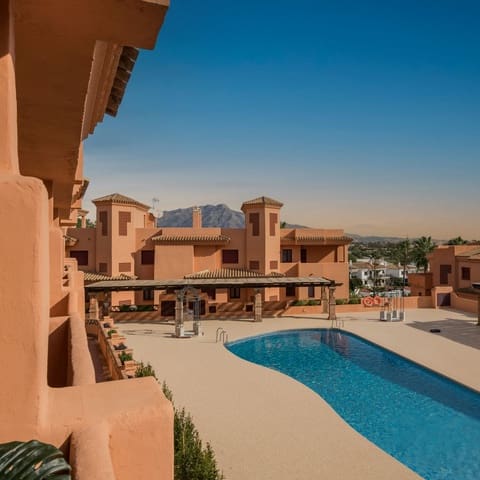 1 chambre Appartement à vendre à El Paraíso, Benahavís avec piscine garage - 248 000 € (Ref: 9352299)