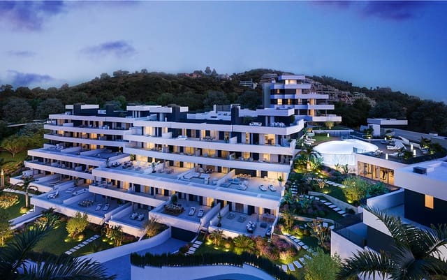 3 soveværelse Lejlighed til salg i Alto de los Monteros, Marbella med swimmingpool garage - € 679.000 (Ref: 9352448)