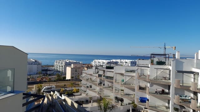 3 chambre Appartement de Plage à vendre à Urbanización Santa Rosa, Torrox avec piscine - 299 000 € (Ref: 9352613)