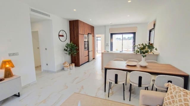 3 sypialnia Willa na sprzedaż w Pinar de Campoverde, Pilar de la Horadada z basenem garażem - 422 500 € (Ref: 9791604)