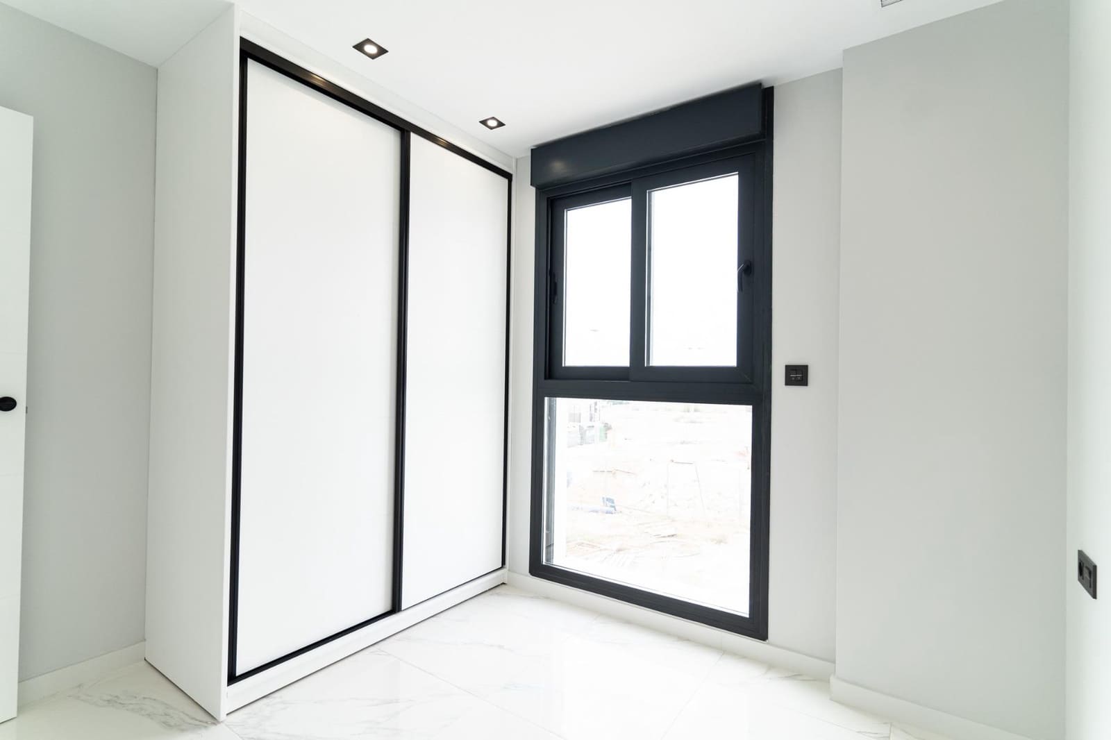 4 slaapkamer Villa te koop in Orihuela Costa met zwembad garage - € 699.900 (Ref: 9791623)