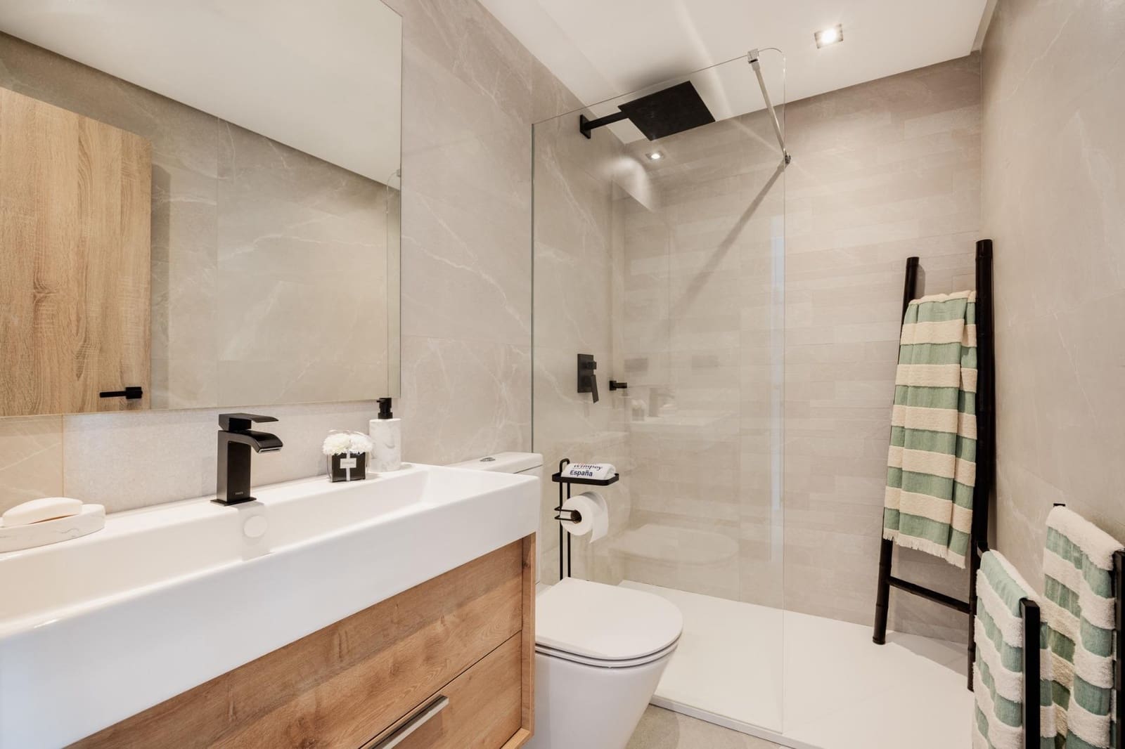 3 bedroom Townhouse for sale in Istan with pool garage - € 620,000 (Ref: 9791744)