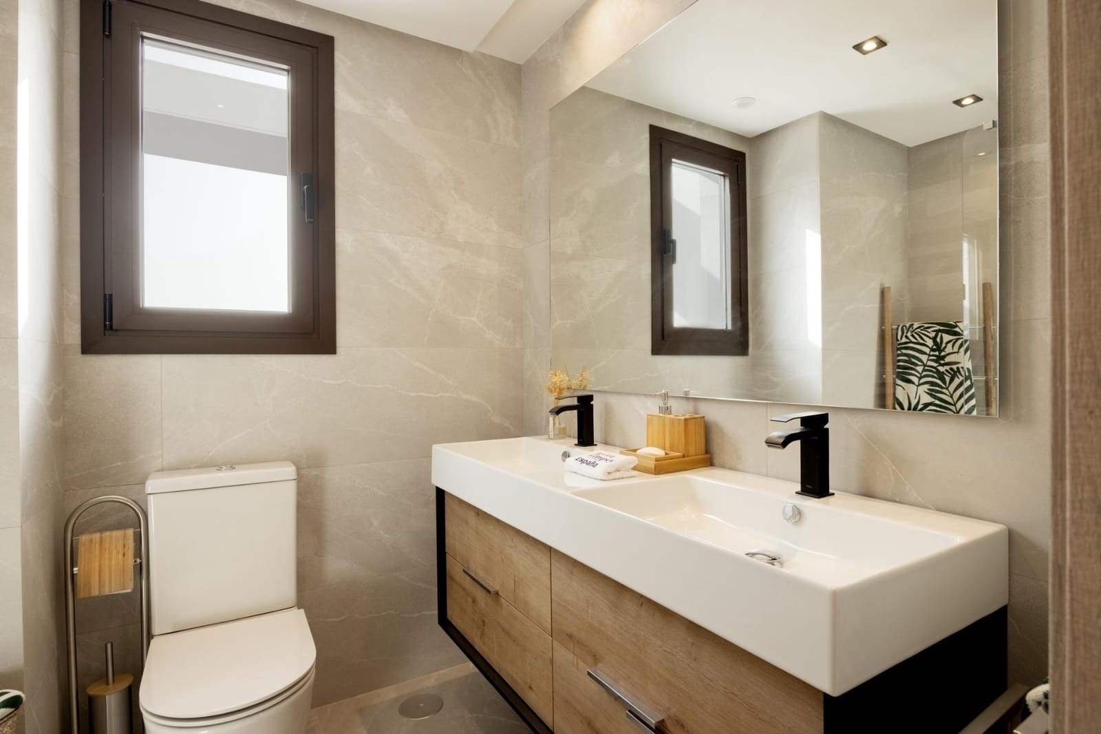 3 bedroom Townhouse for sale in Istan with pool garage - € 620,000 (Ref: 9791744)