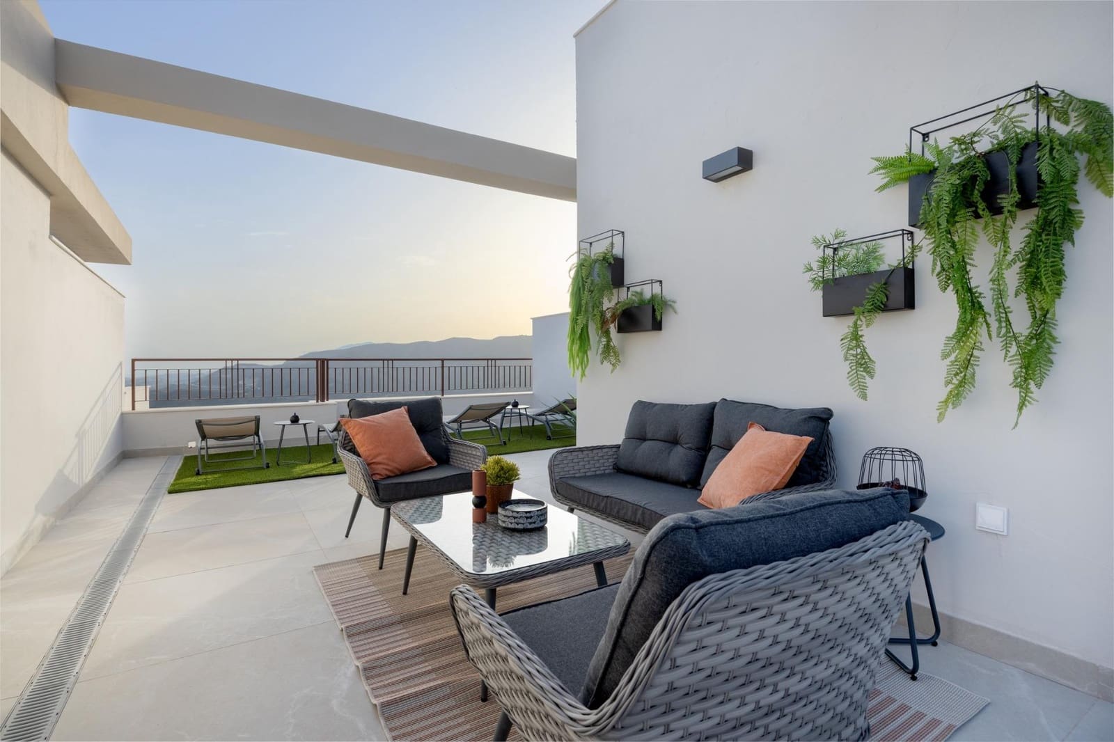 3 bedroom Townhouse for sale in Istan with pool garage - € 620,000 (Ref: 9791744)