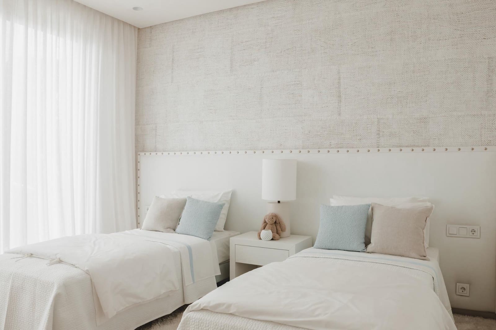 4 chambre Appartement à vendre à Benahavis avec piscine - 1 115 000 € (Ref: 9791818)