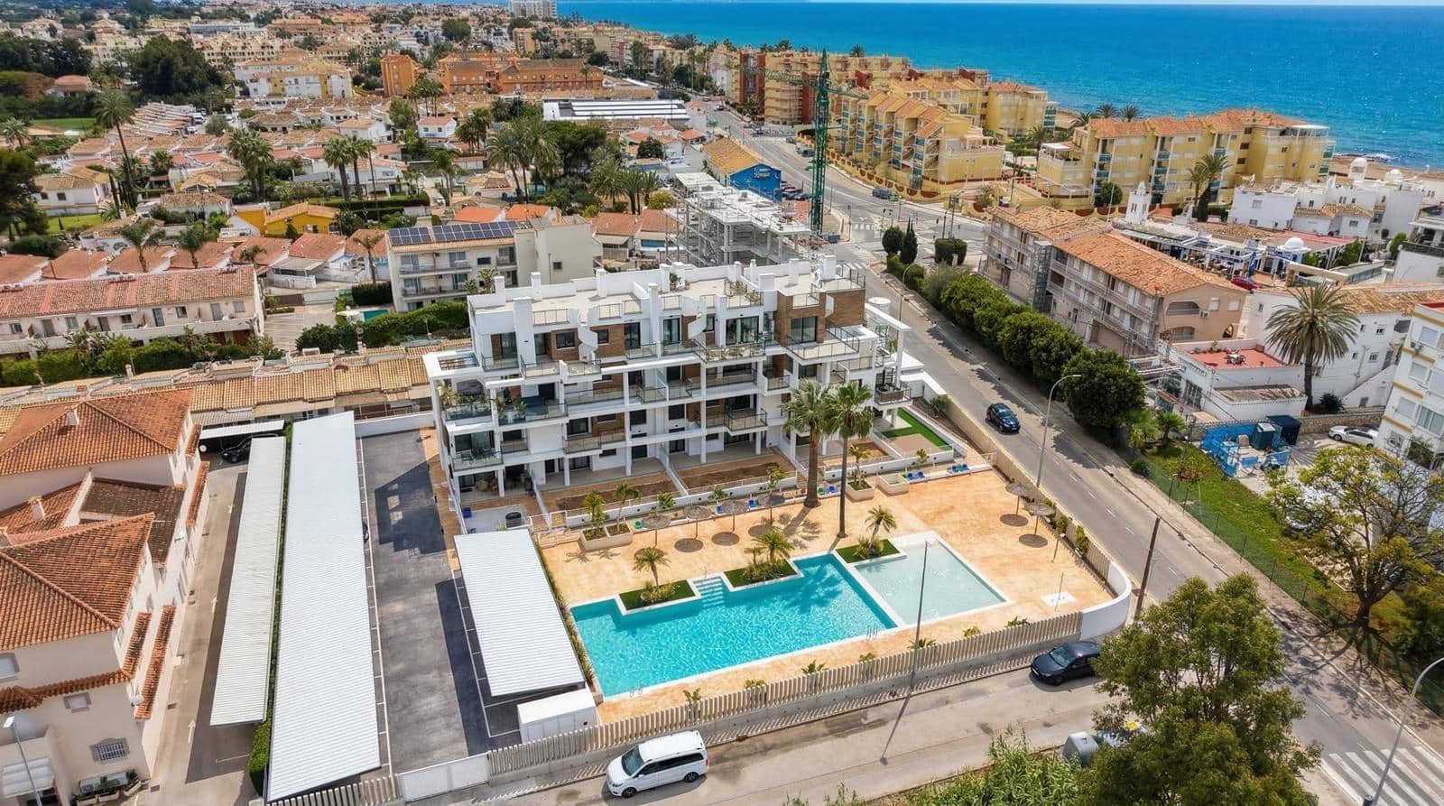 Apartamento de 3 habitaciones en Dénia en venta con piscina - 489.000 € (Ref: 9792113)