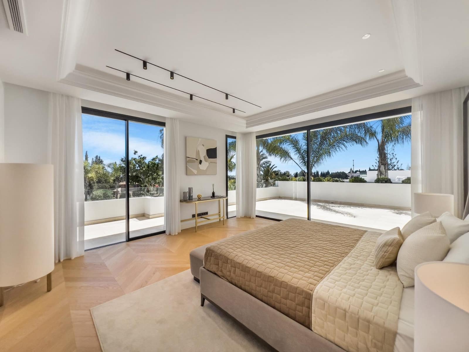 6 makuuhuone Huvila myytävänä paikassa Marbella mukana uima-altaan - 6 400 000 € (Ref: 9792198)