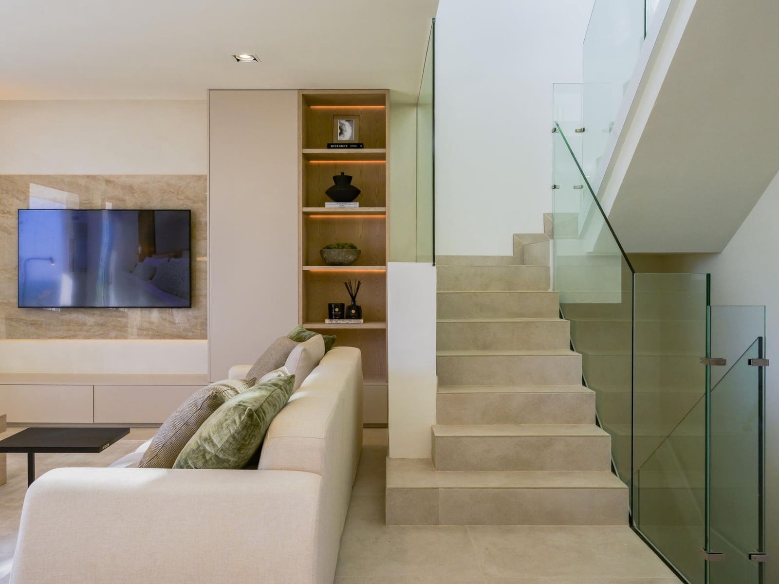 4 bedroom Townhouse for sale in Fuengirola with pool - € 1,300,000 (Ref: 9792242)