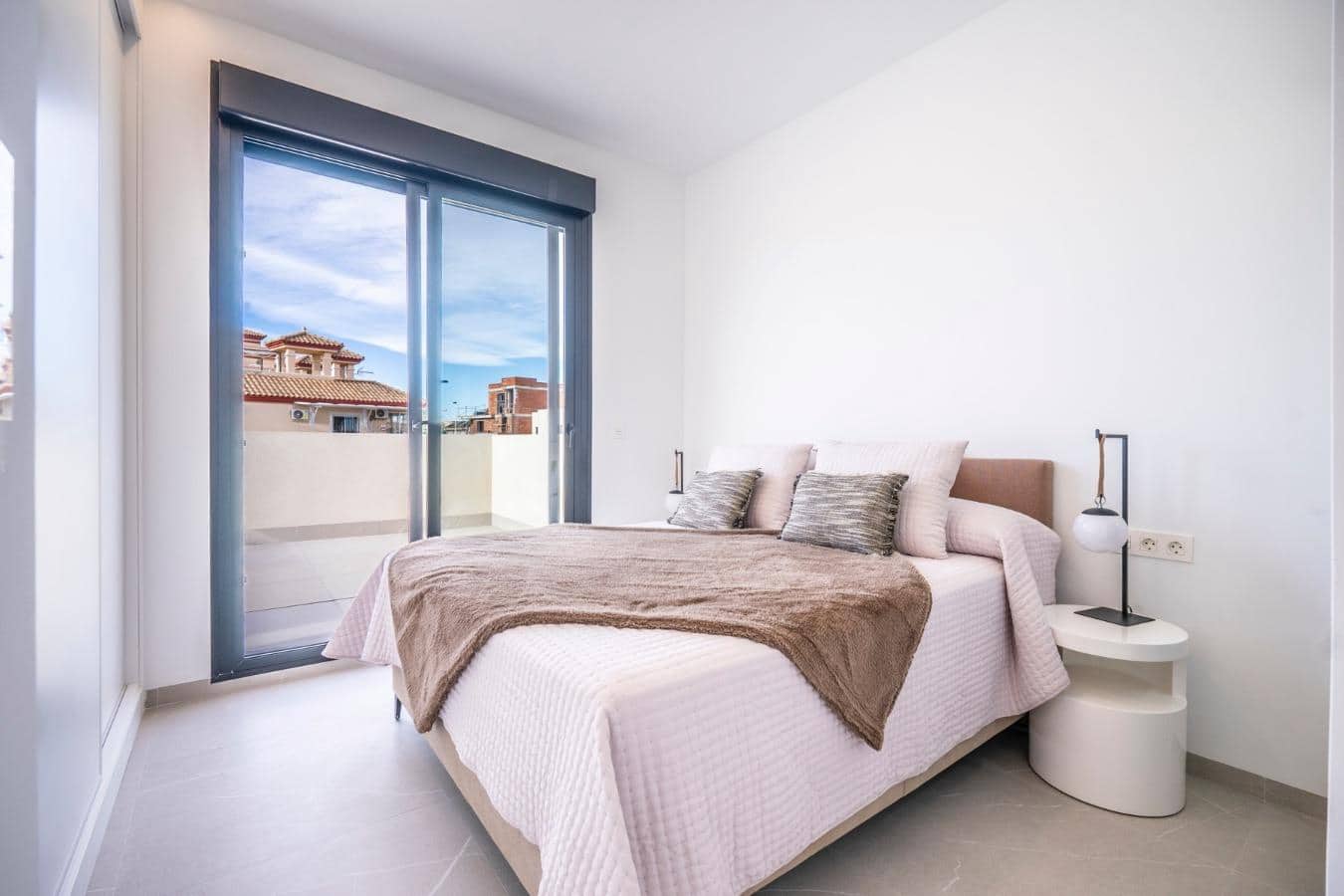 3 soverom Villa til salgs i Roldan med svømmebasseng garasje - € 415 950 (Ref: 9792571)