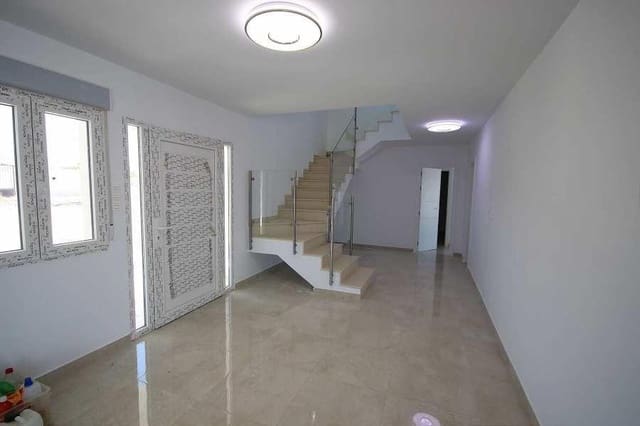 4 soverom Villa til salgs i Pinoso med svømmebasseng - € 491 000 (Ref: 9856903)