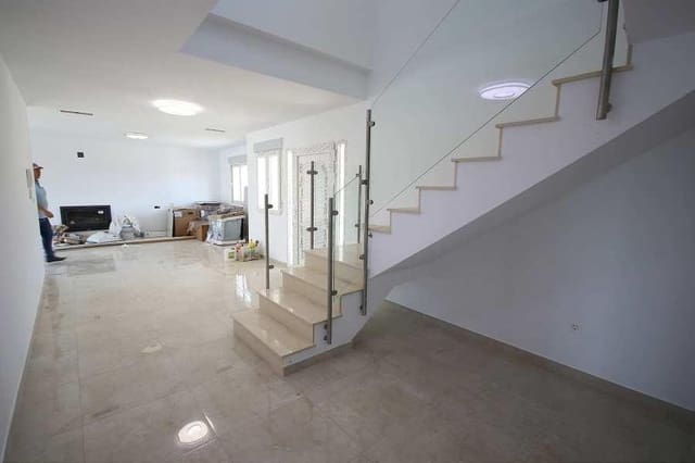 4 soverom Villa til salgs i Pinoso med svømmebasseng - € 491 000 (Ref: 9856903)