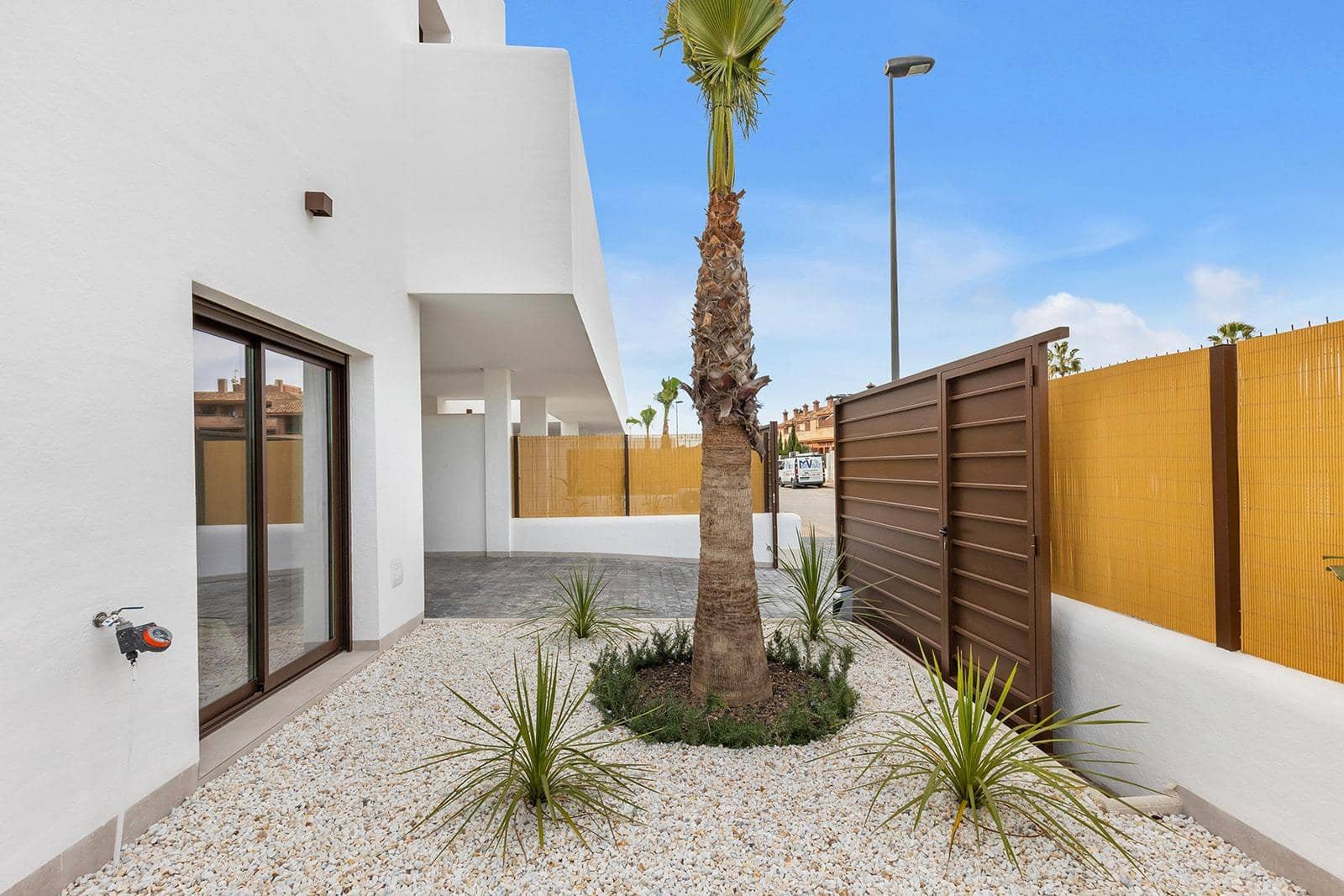 3 soverom Leilighet til salgs i Los Alcazares med svømmebasseng garasje - € 309 900 (Ref: 9857017)