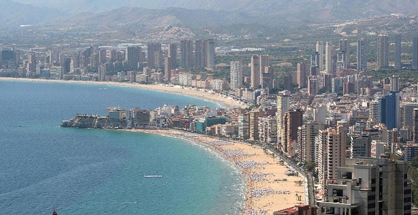 3 sypialnia Willa na sprzedaż w Benidorm z basenem - 595 000 € (Ref: 9857154)