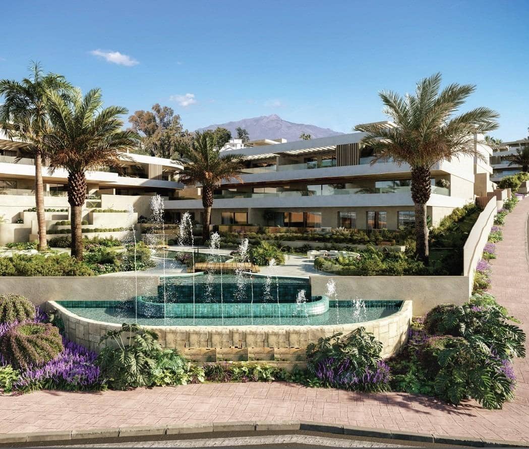 2 soverom Leilighet til salgs i Estepona med svømmebasseng garasje - € 655 000 (Ref: 9857165)