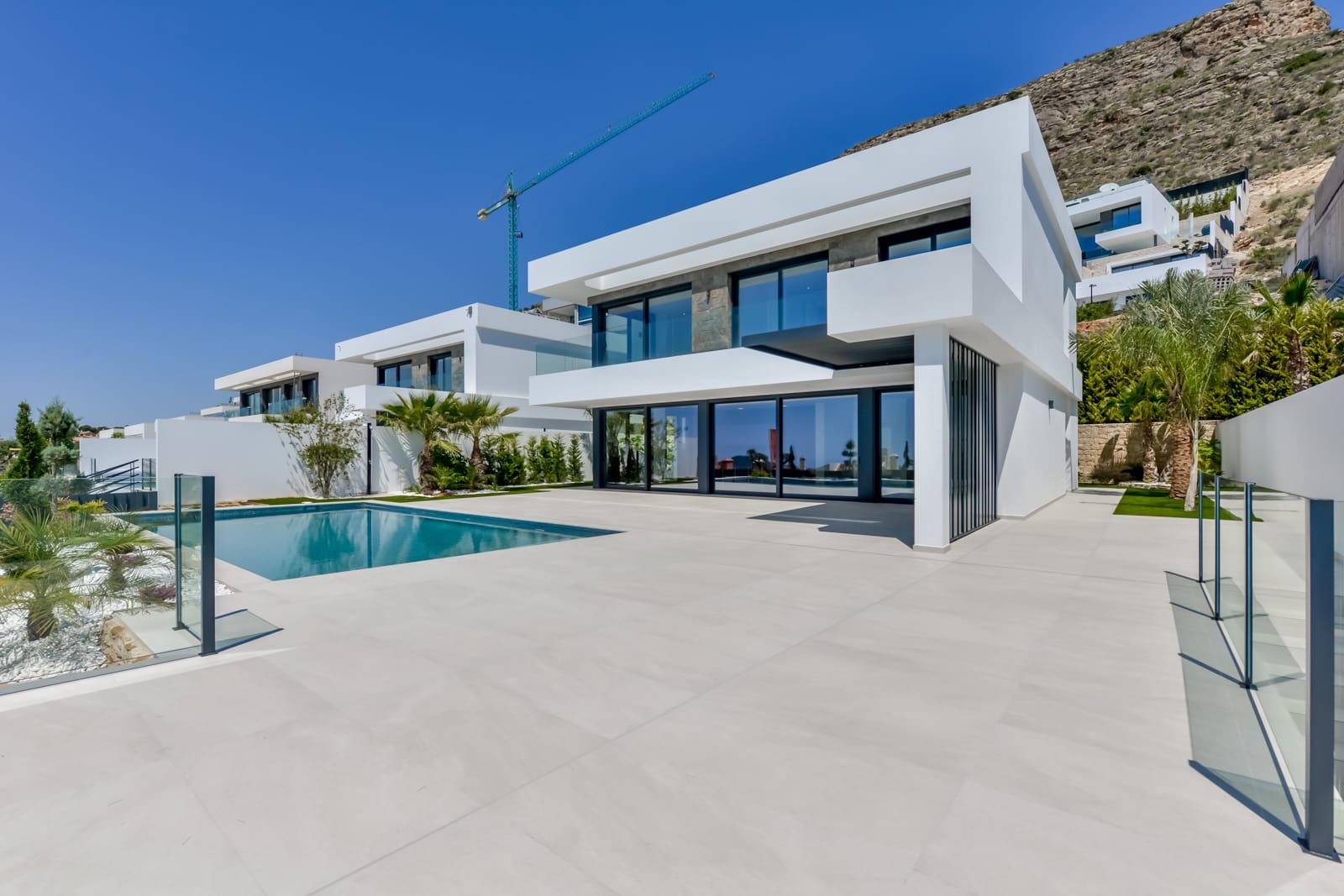 8 sypialnia Willa na sprzedaż w Finestrat - 3 950 000 € (Ref: 9882956)