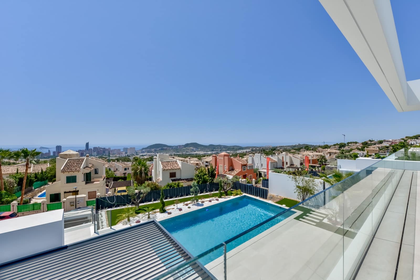 8 sypialnia Willa na sprzedaż w Finestrat - 3 950 000 € (Ref: 9882956)