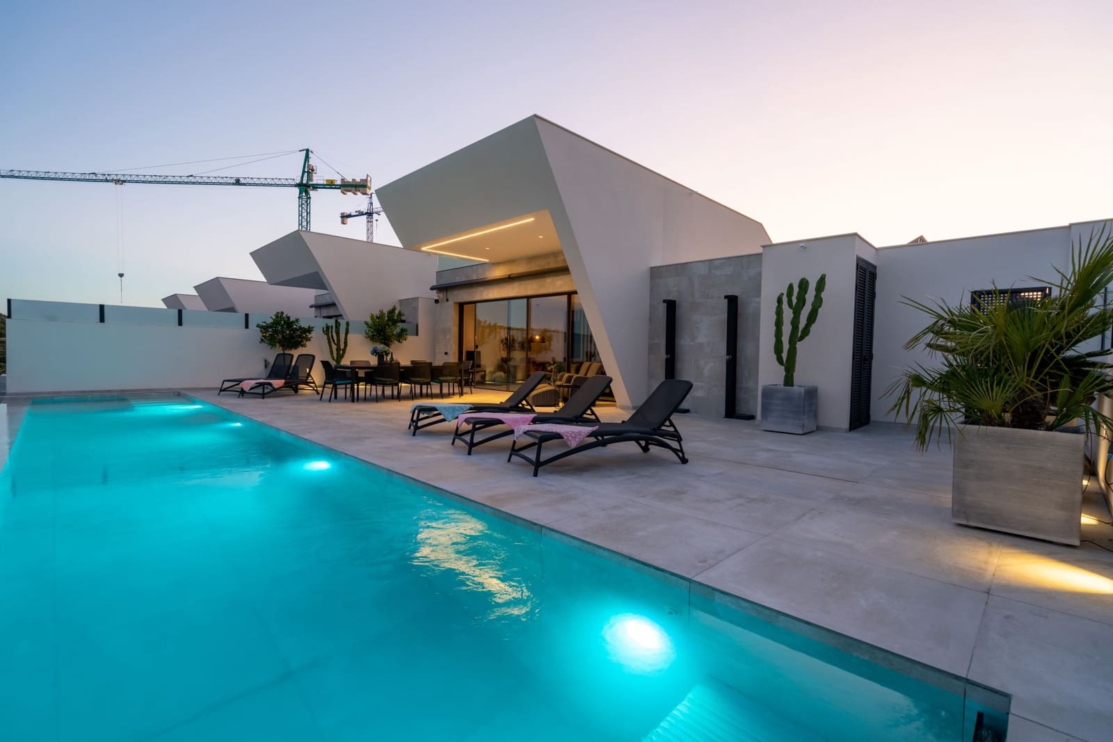 3 bedroom Villa for sale in Rojales - € 995,000 (Ref: 9883006)