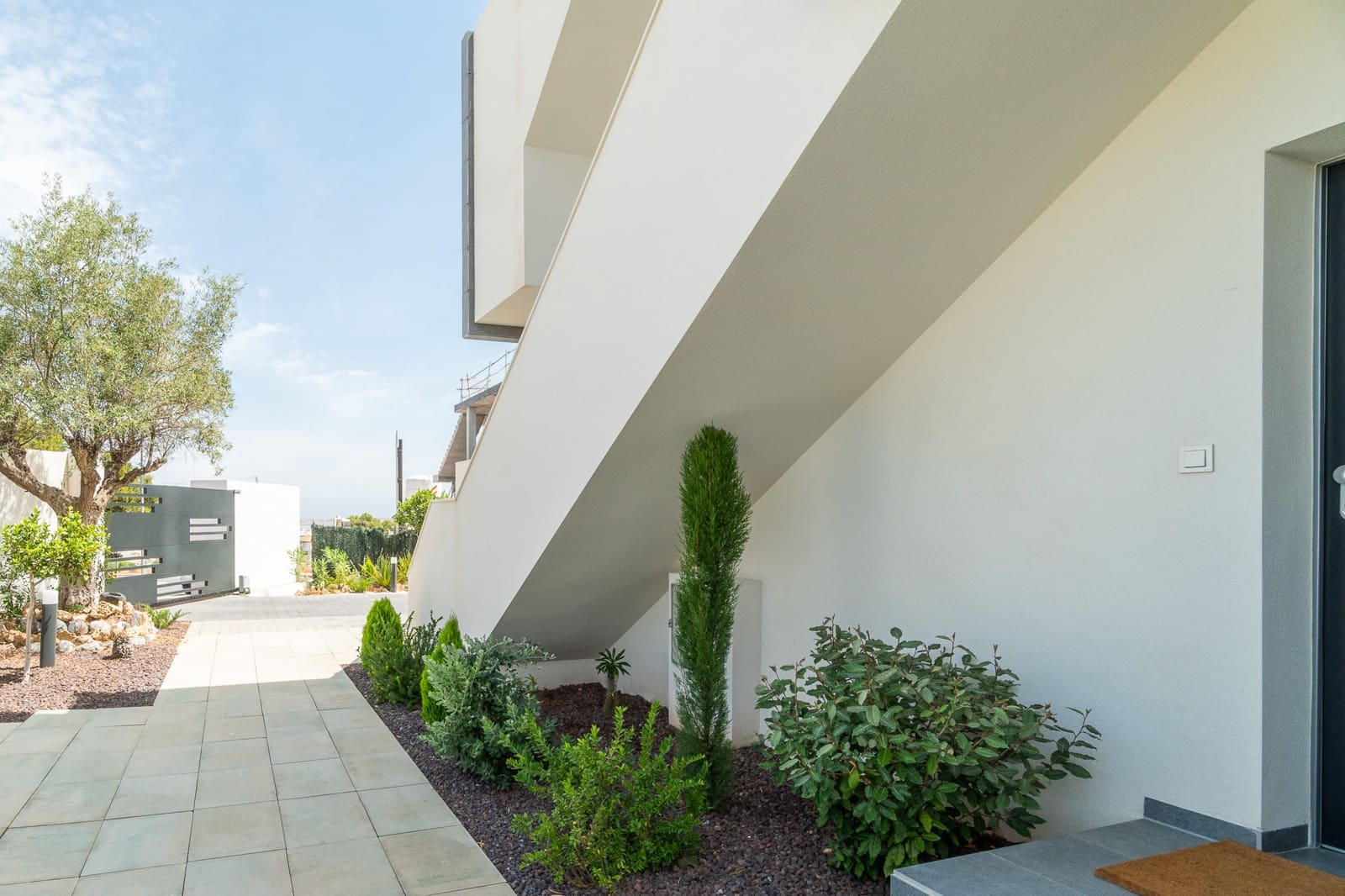3 sypialnia Apartament na sprzedaż w Torrevieja z basenem - 330 000 € (Ref: 9883074)