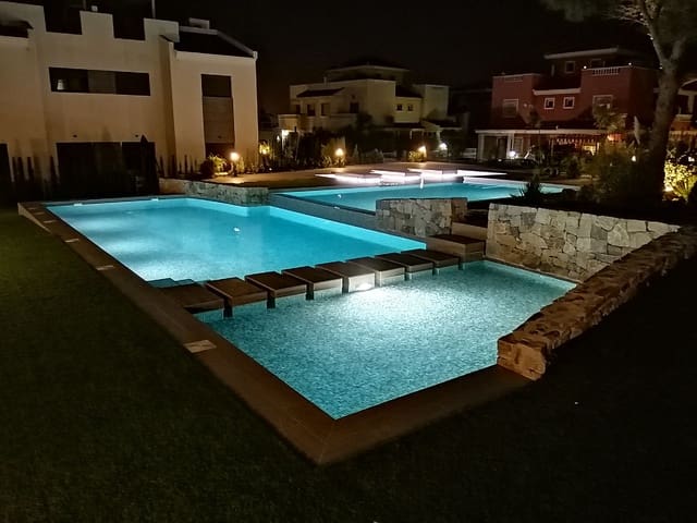 Apartamento de 3 habitaciones en Los Balcones - Los Altos, Torrevieja en venta con piscina - 340.000 € (Ref: 9883075)