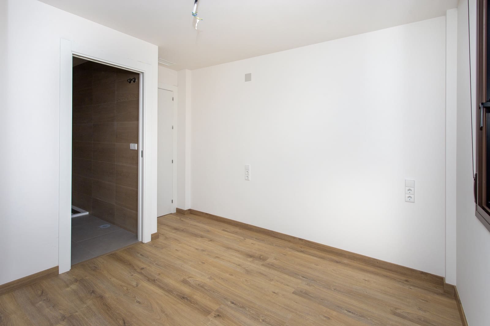 Apartamento de 3 habitaciones en La Canalosa en venta - 215.000 € (Ref: 9883077)