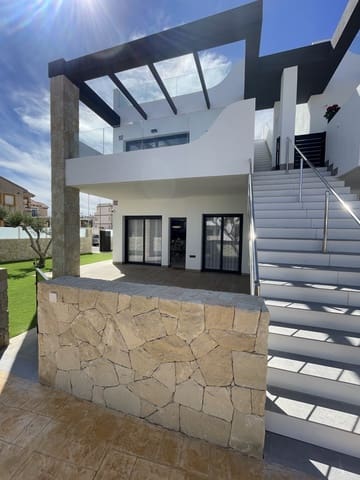 3 chambre Villa/Maison à vendre à Aguas Nuevas, Torrevieja avec piscine garage - 363 500 € (Ref: 9883254)